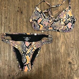 Shade&Shore bikini, Top size: medium, Bottom size: small